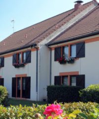 Hotel Restaurant La Chaumière – Les Mureaux