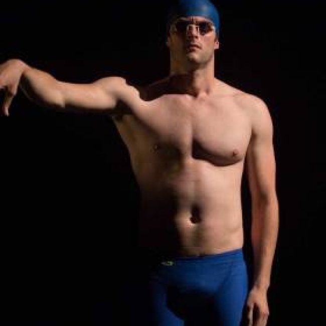 Cent mètres papillon / collectif Colette